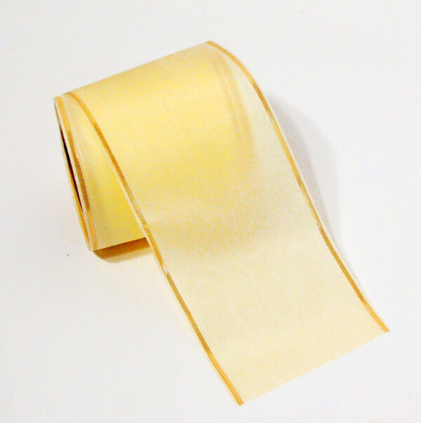 Ribbon cream (with text)