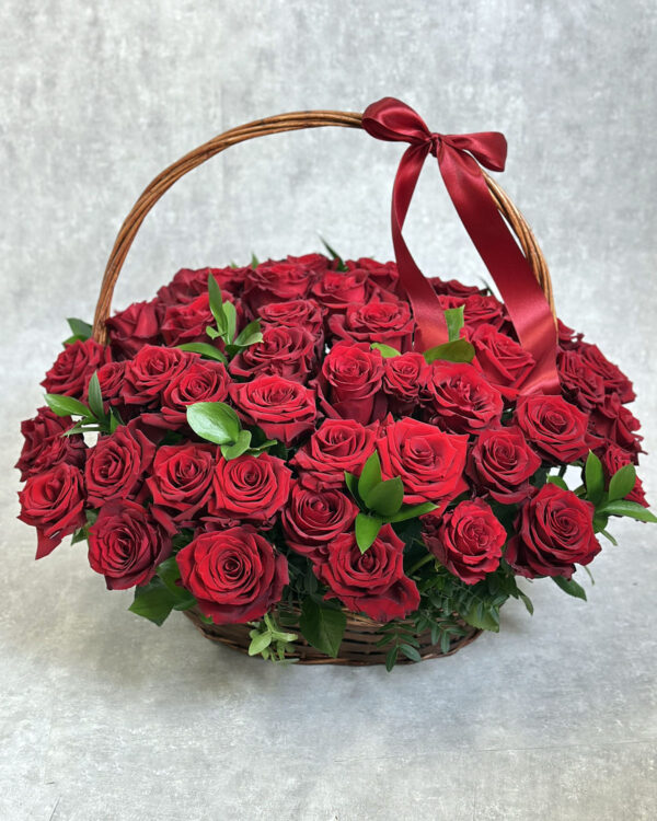 Excellent flowers basket of 50 red roses