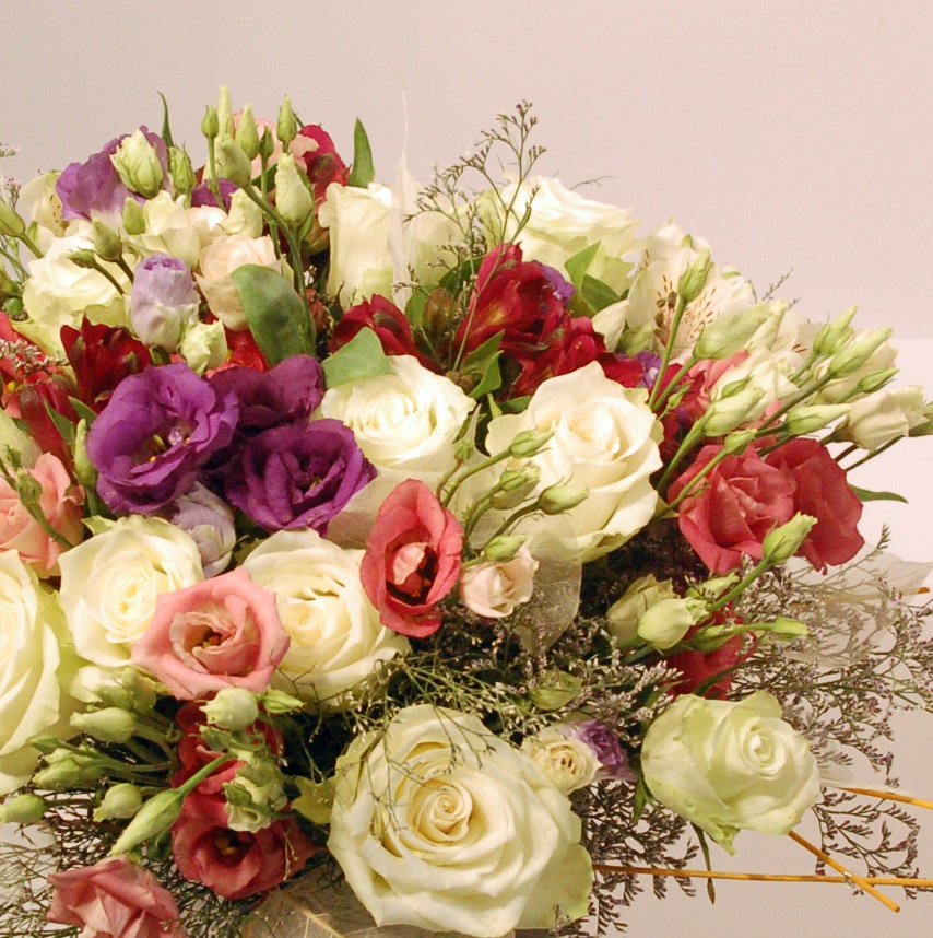 Blow Kiss – roses, alstromerias, lisianthus - Image 2