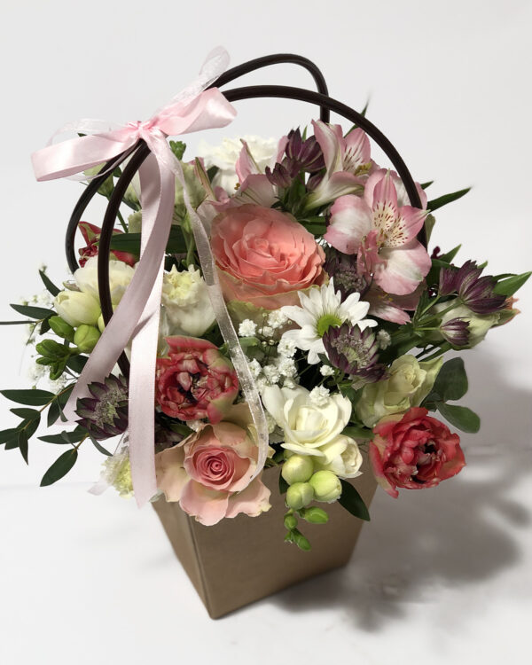 Композитсия в коробке "Rosé"