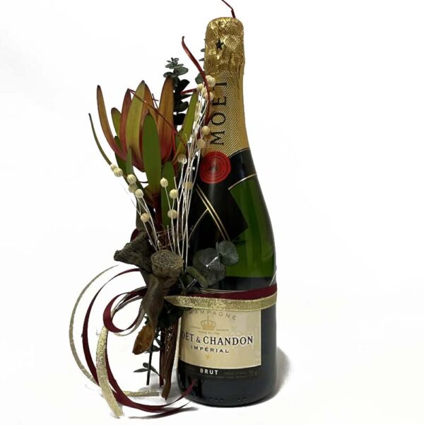Moët & Chandon Brut Champagne decorated