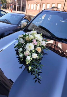 Autokaunistus-4-768x1024